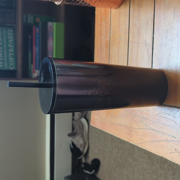 Starbucks tumbler with straw - Picture 1 of 4